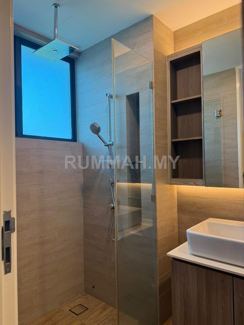 condo in Gelugor, Penang — photo 3