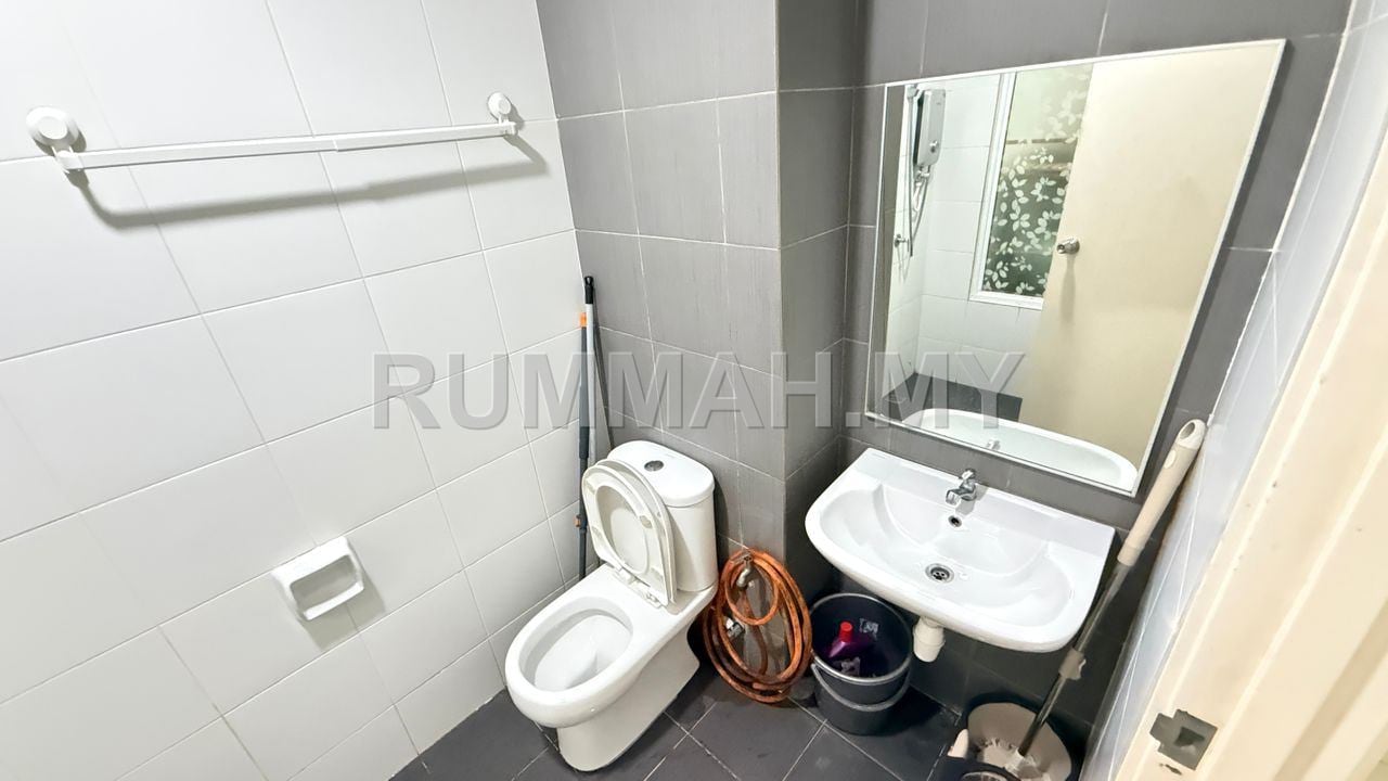condo in Bayan Lepas, Penang — photo 5