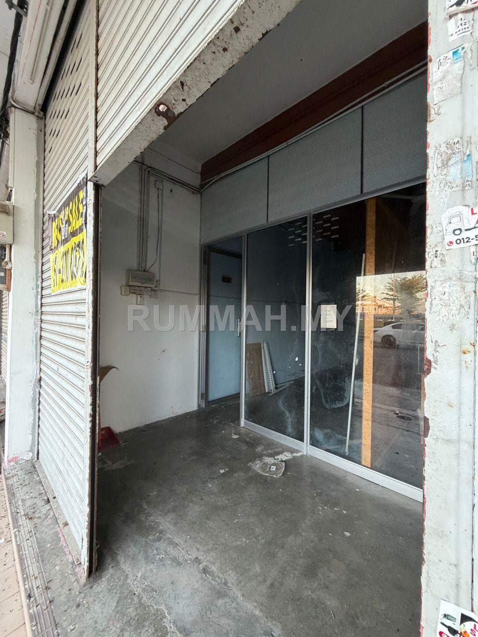 commercial in Lunas, Kedah — photo 4