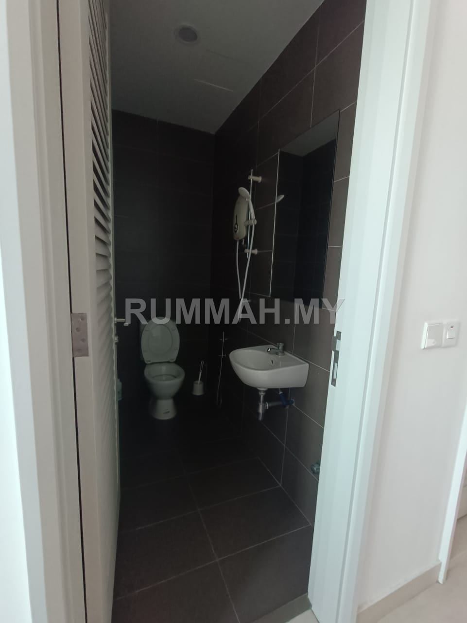 condo in Gelugor, Penang — photo 3