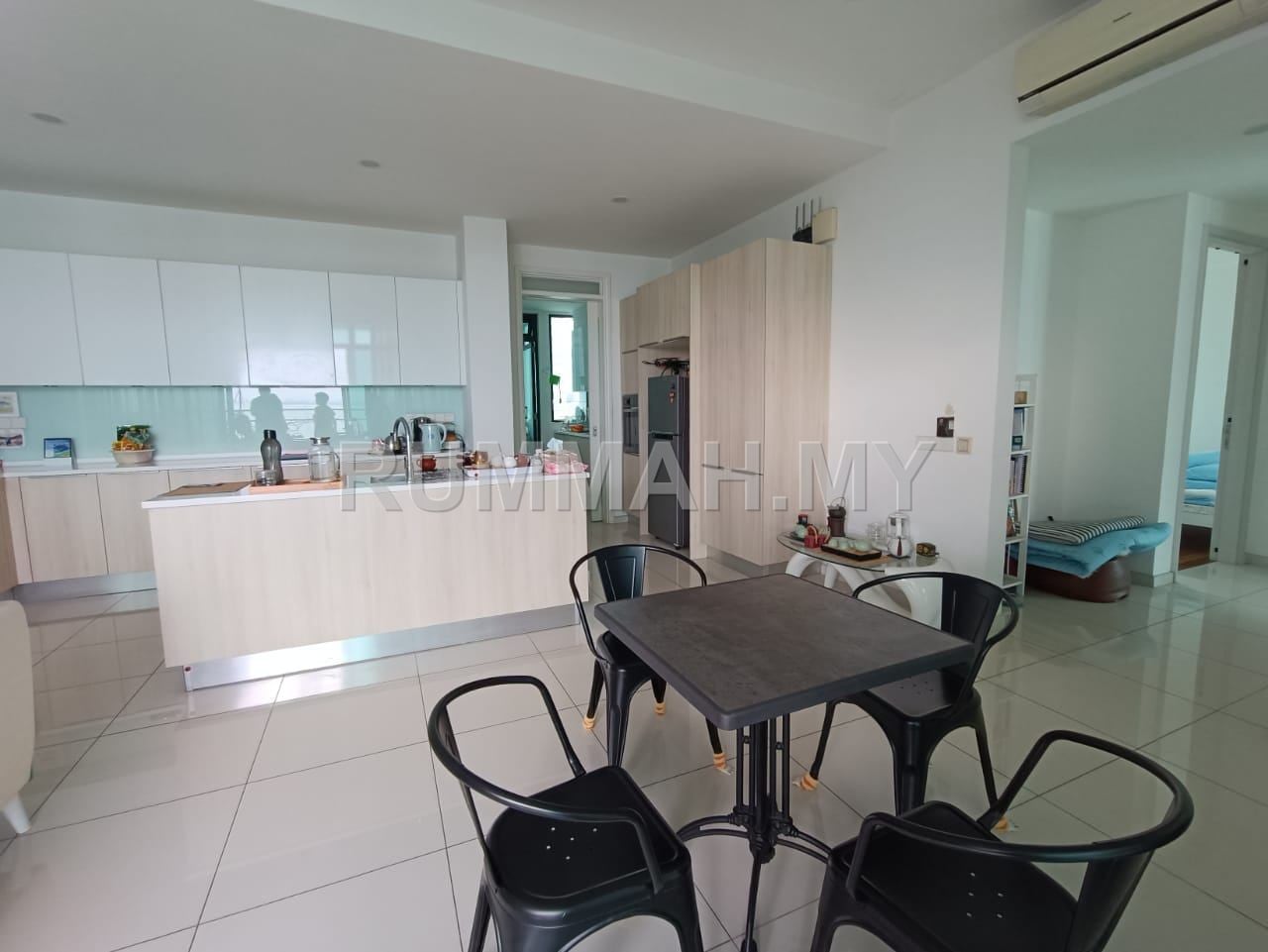 condo in Gelugor, Penang — photo 6