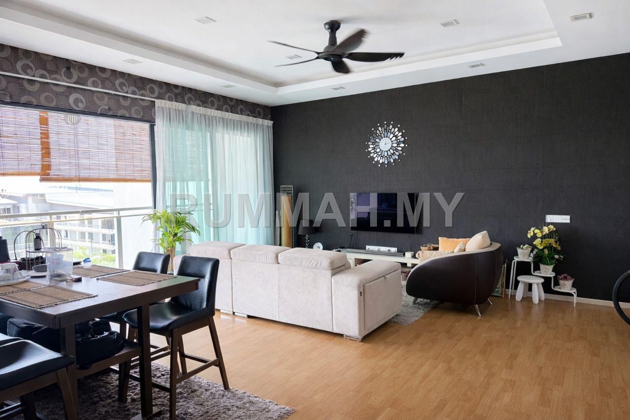 4-bedroom condo in Gelugor, Penang for sale - Condo @ The Light Collection, Gelugor | Fully Furnished