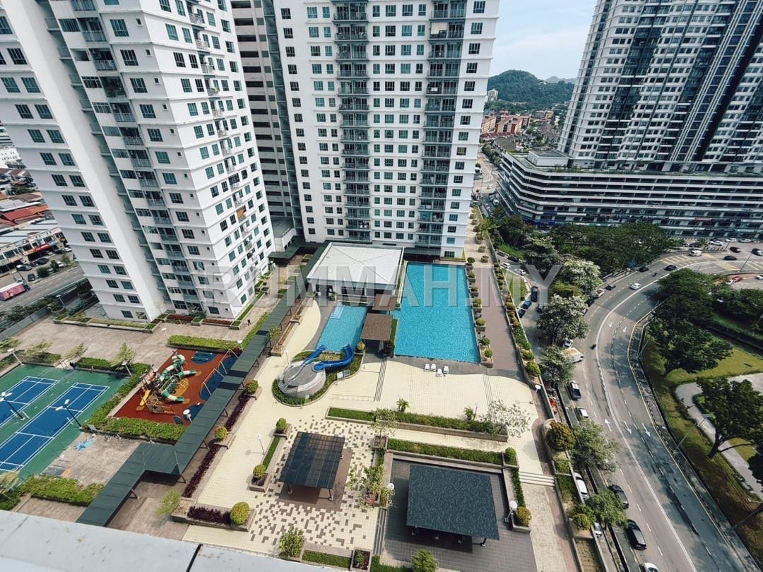 3-bedroom condo in Relau, Penang for sale - The Golden Triangle Condominium 1165sf Fully Renovated 2CP Relau 