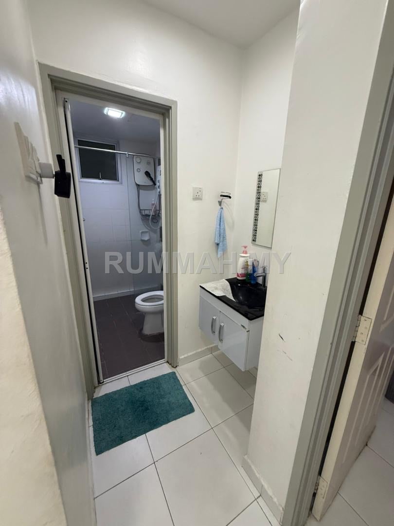 condo in Relau, Penang — photo 5