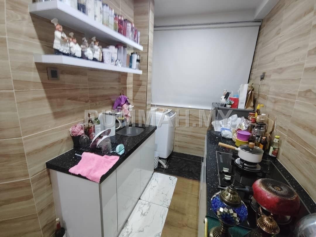 condo in Relau, Penang — photo 7