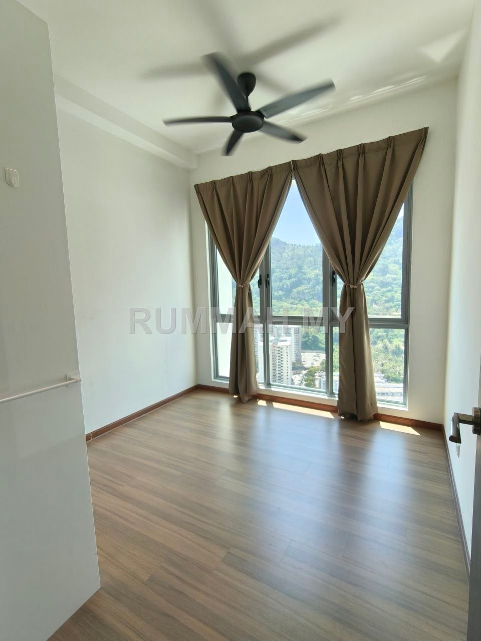 condo in Paya Terubong, Penang — photo 6