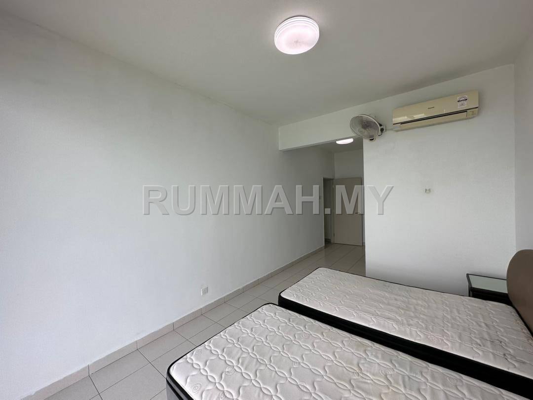 condo in Batu Ferringhi, Penang — photo 5