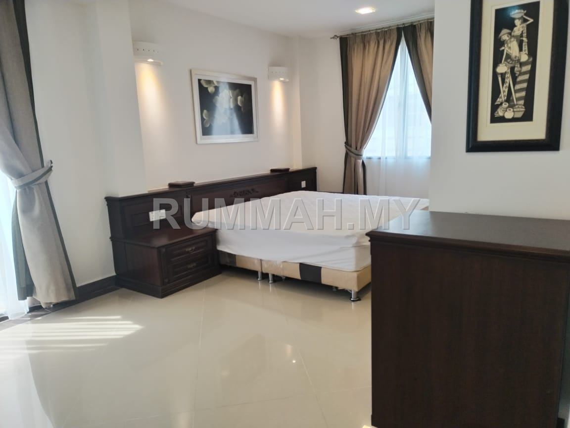4-bedroom house in Batu Ferringhi, Penang for rent - Ferringhi Villa 3 storey bungalow 