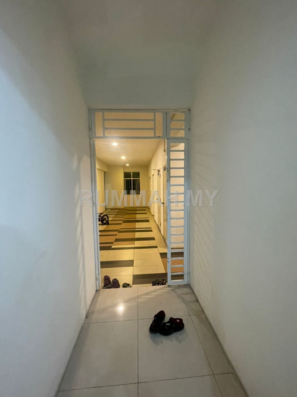 condo in Gelugor, Penang — photo 6