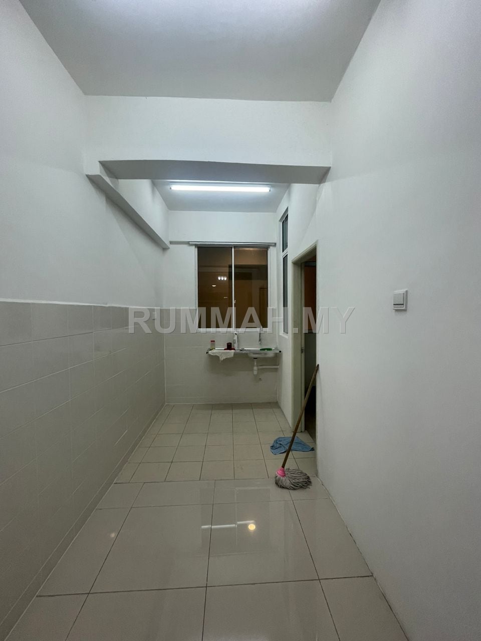condo in Gelugor, Penang — photo 3