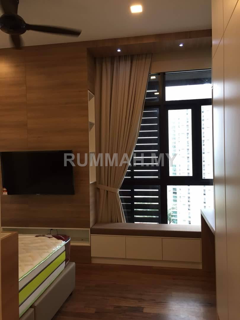 2-bedroom condo in Pulau Tikus, Penang for sale - Setia V Residence Persiaran Gurney 
