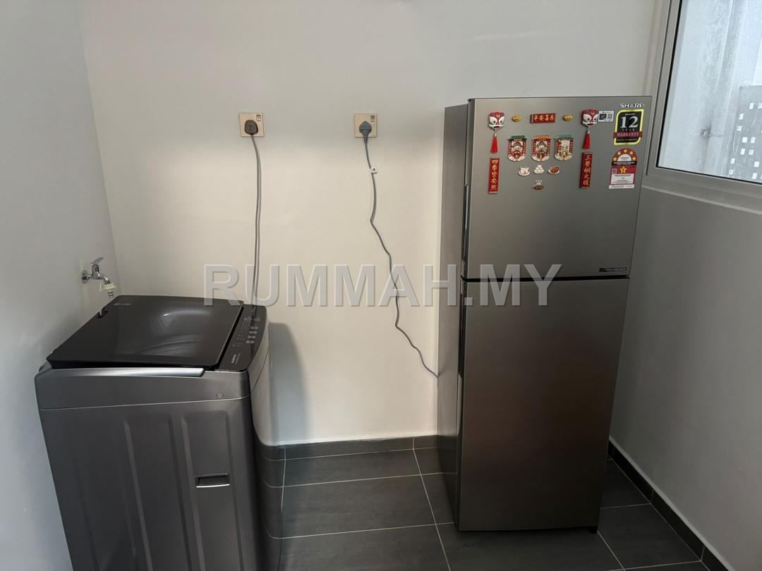 condo in Pulau Tikus, Penang — photo 4