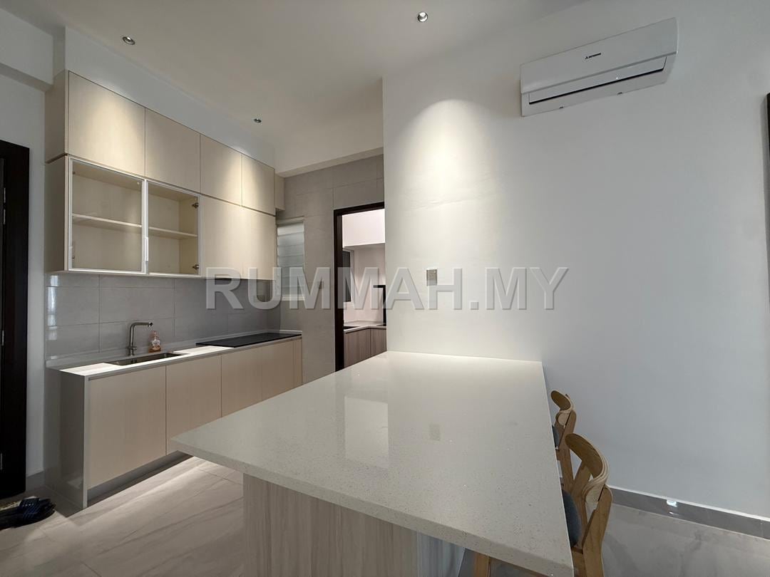 condo in Pulau Tikus, Penang — photo 4