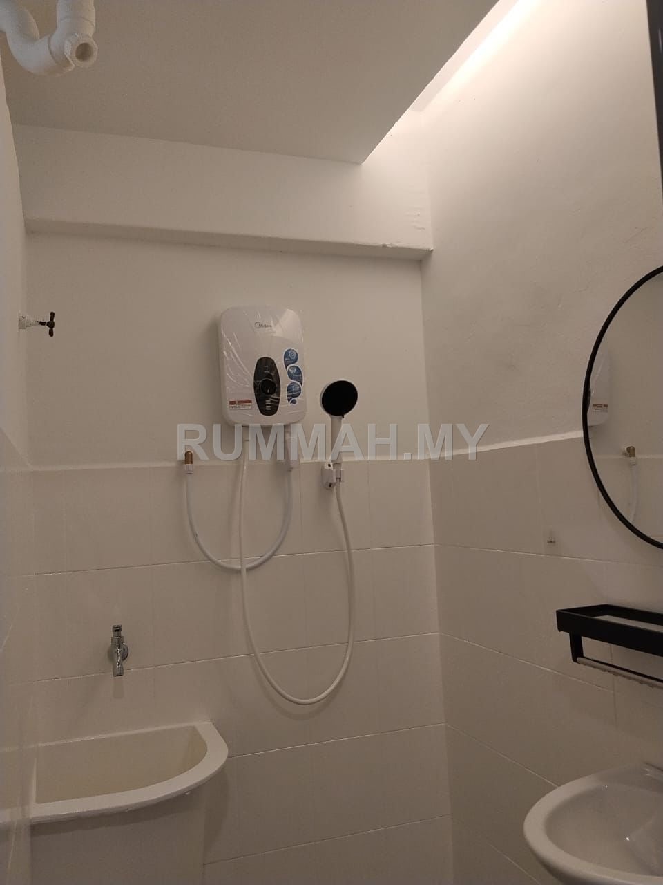condo in Paya Terubong, Penang — photo 6