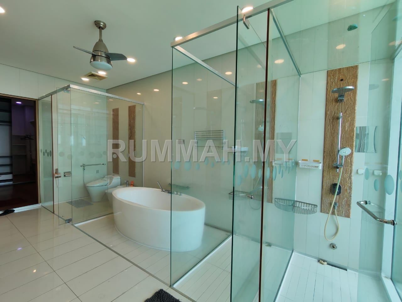 condo in Pulau Tikus, Penang — photo 3