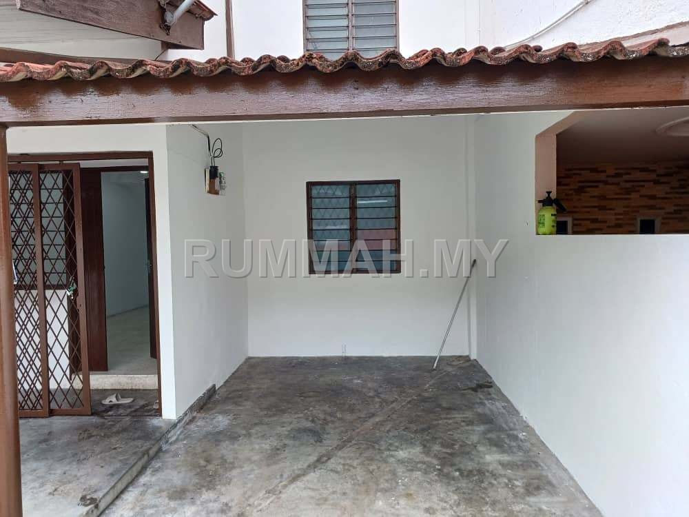 5-bedroom house in Bayan Lepas, Penang for rent - Double-Storey Terrace @ Persiaran Mayang, Bayan Lepas | Basic Unit