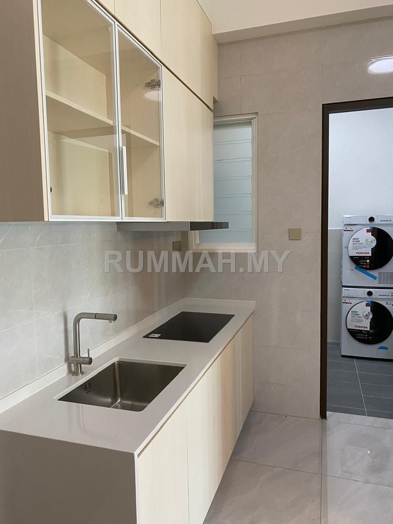 condo in Pulau Tikus, Penang — photo 4
