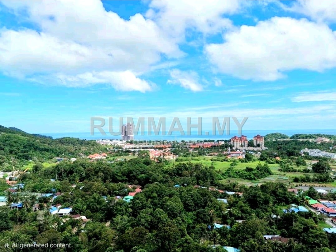 condo in Teluk Kumbar, Penang — photo 4