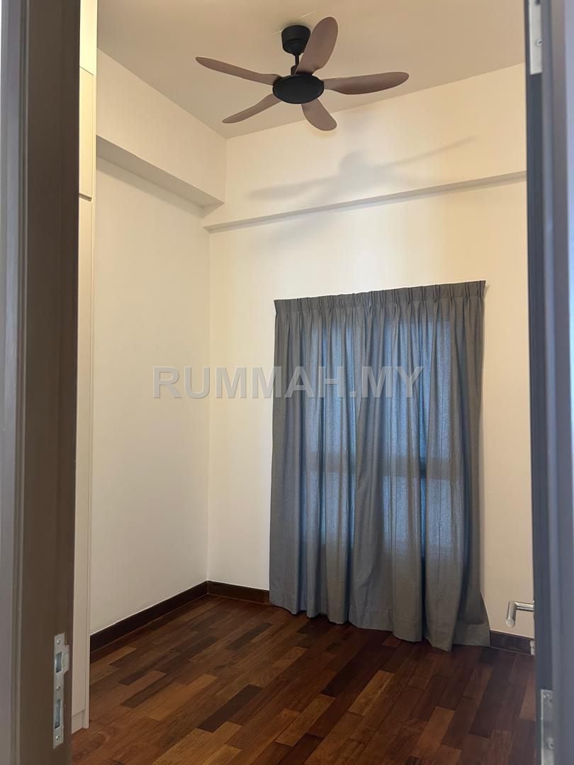 condo in Pulau Tikus, Penang — photo 4