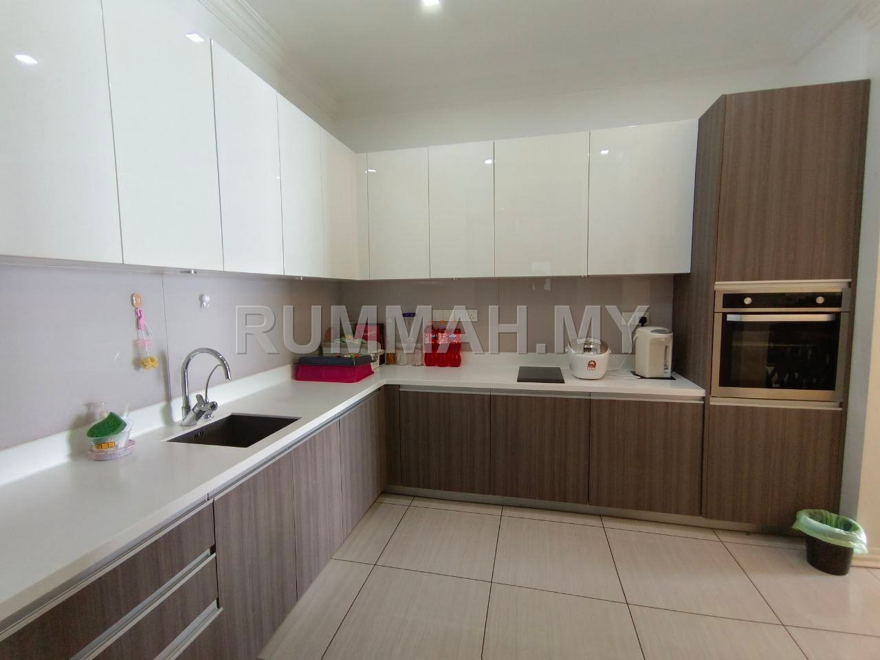 condo in Gelugor, Penang — photo 5