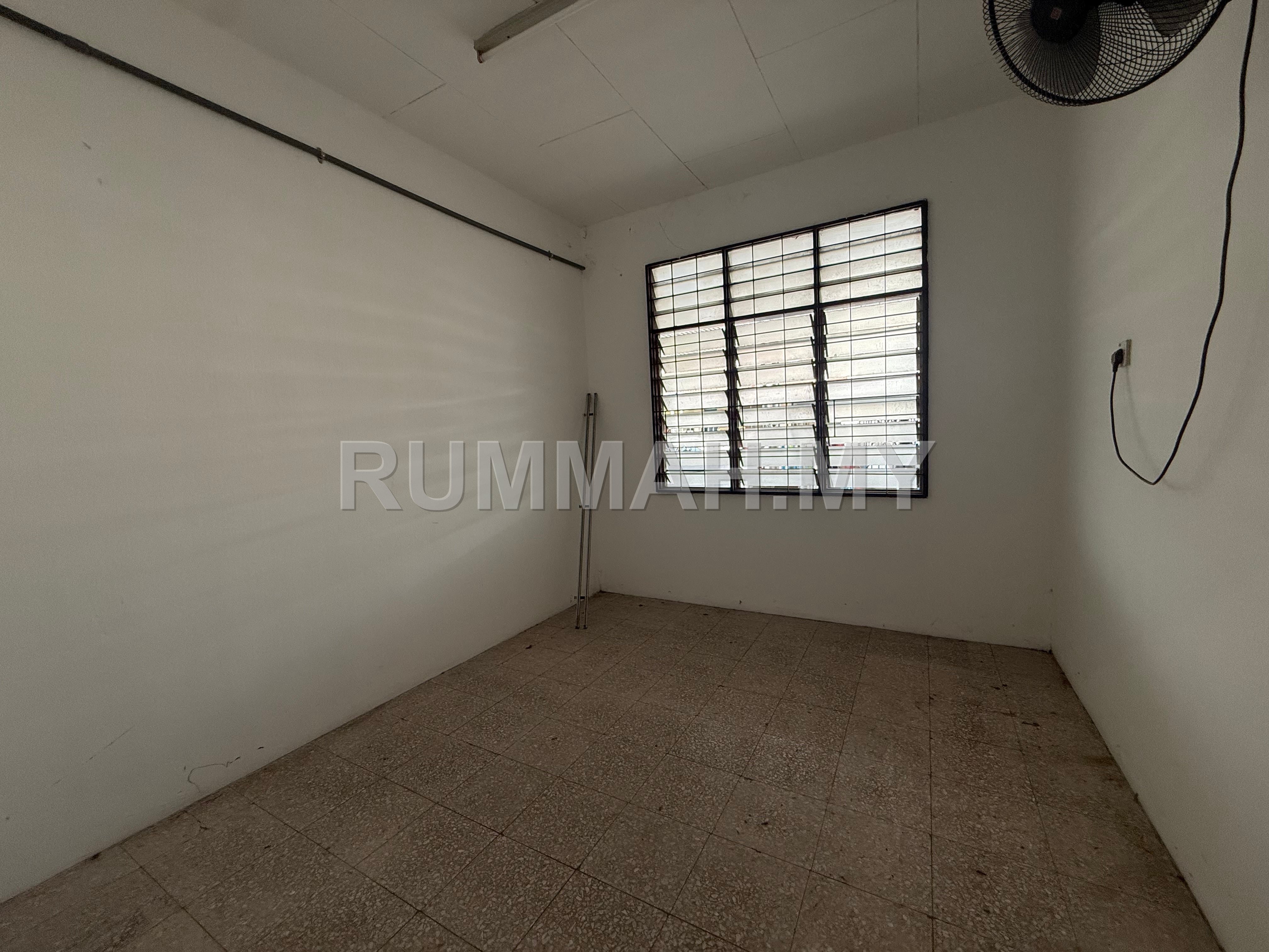 house in Bukit Minyak, Penang — photo 3