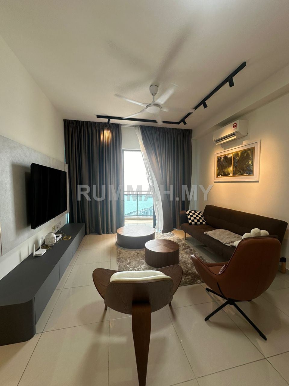 3-bedroom condo in Gelugor, Penang for rent - The Light City @ The Light Waterside, Gelugor | Furnished