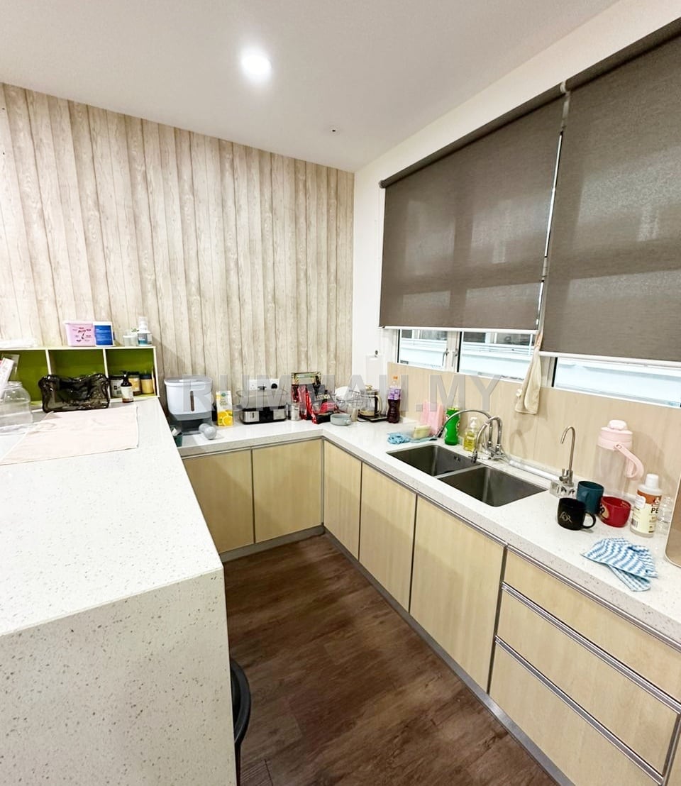 commercial in Jelutong, Penang — photo 5