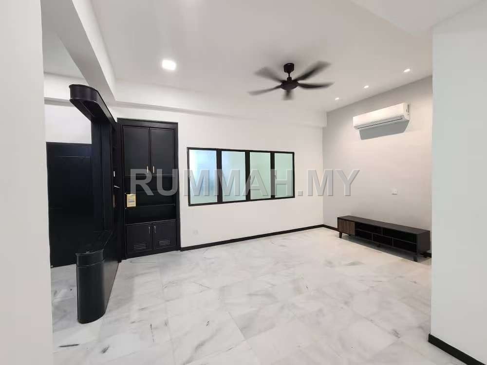 condo in George Town, Penang — photo 3