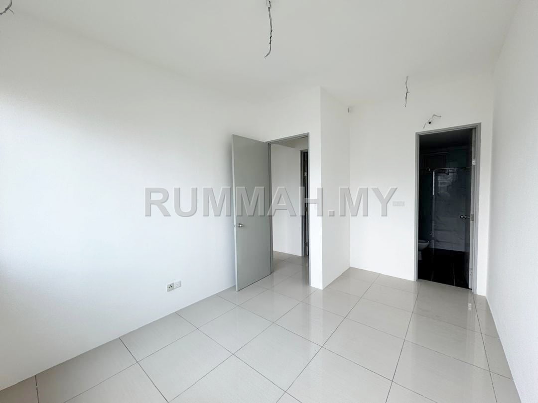 condo in Bayan Lepas, Penang — photo 6