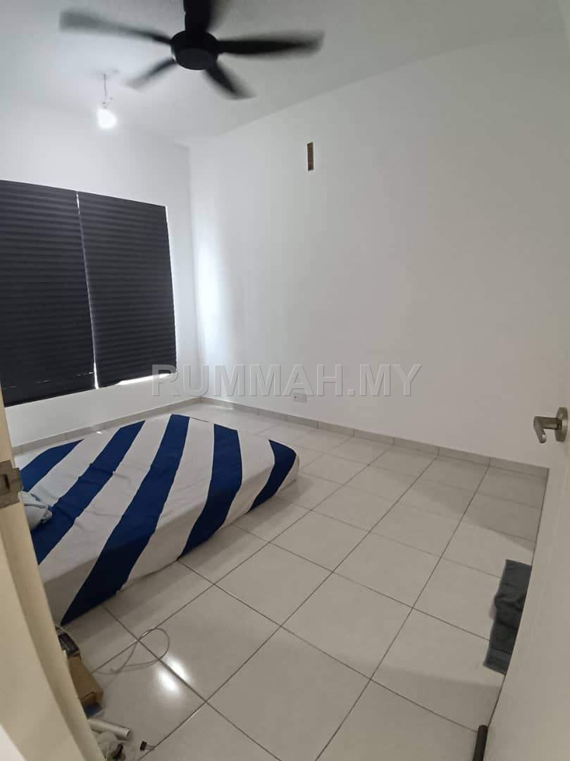 condo in Sungai Ara, Penang — photo 4