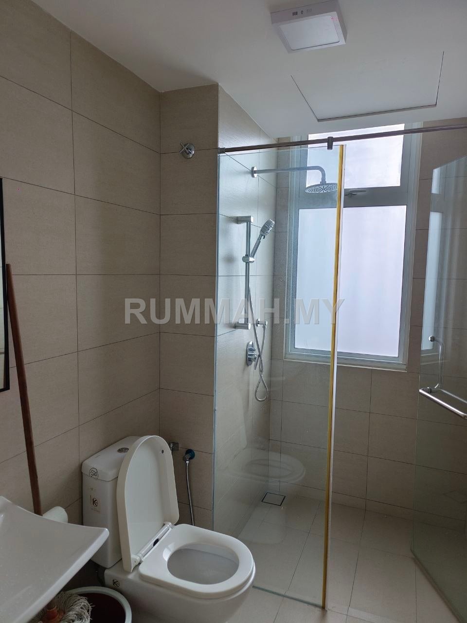 condo in Batu Ferringhi, Penang — photo 7