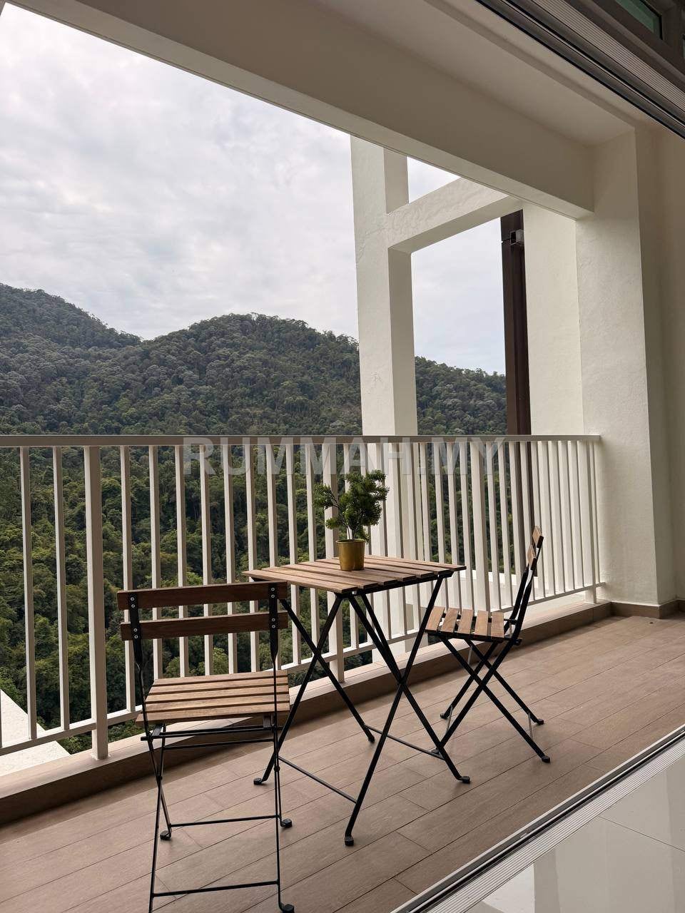 condo in Batu Ferringhi, Penang — photo 4