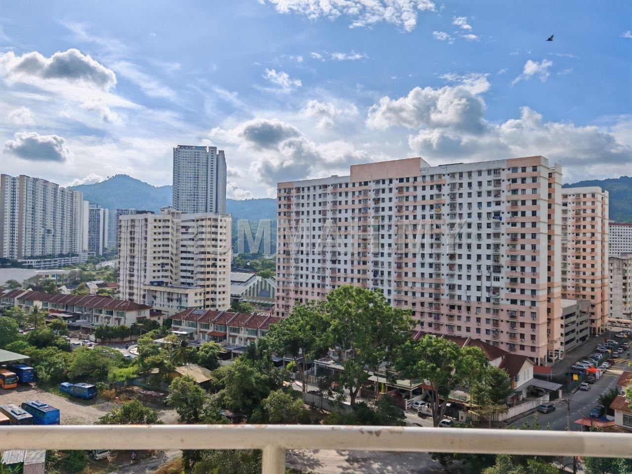 3-bedroom condo in Bukit Jambul, Penang for sale - Victoria Heights @ Bukit Jambul — FOR SALE