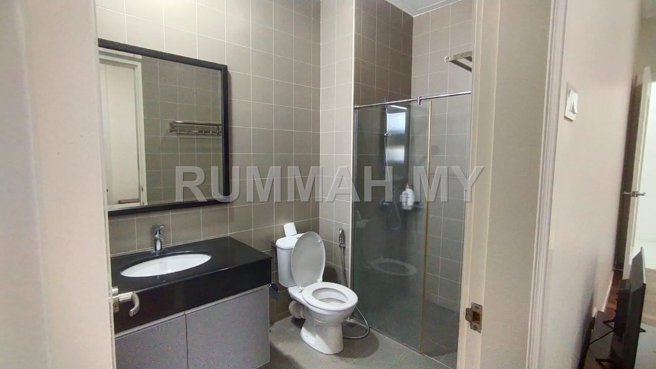 3-bedroom condo in Tanjung Tokong, Penang for rent - Fettes Residence , Fettes Park 