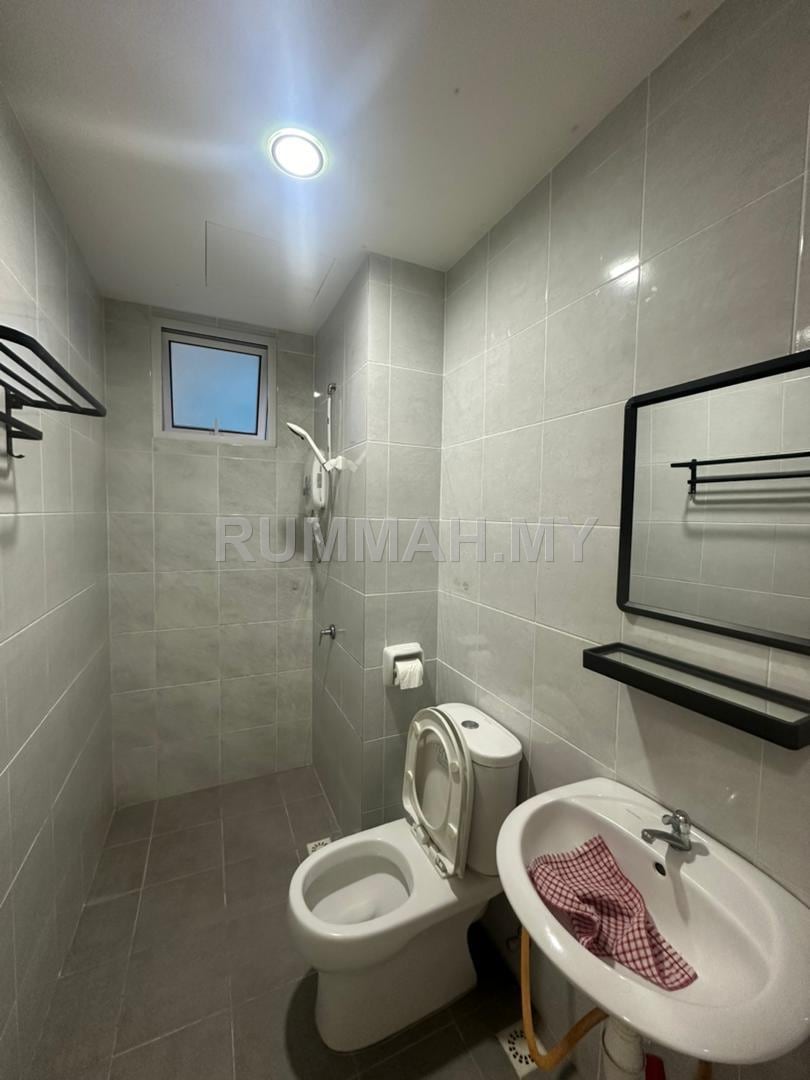 condo in Tanjung Tokong, Penang — photo 7