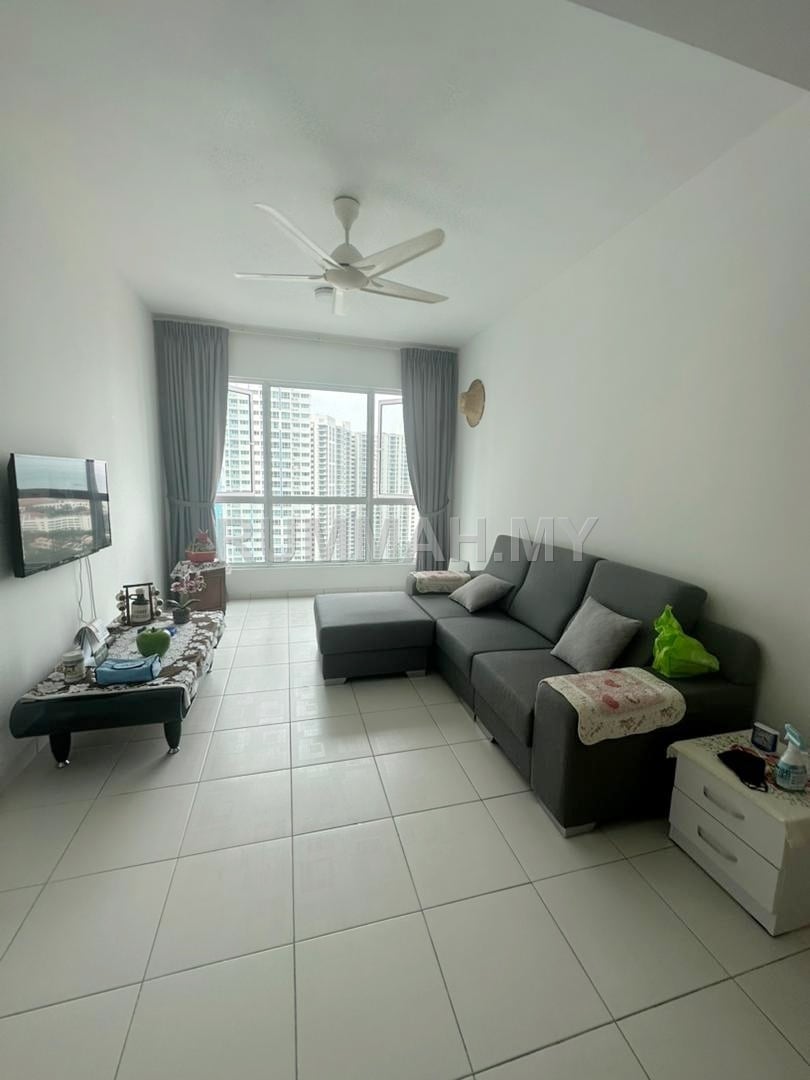 3-bedroom condo in Tanjung Tokong, Penang for rent -  I-Santorini, Tanjung Tokong | Fully Furnished