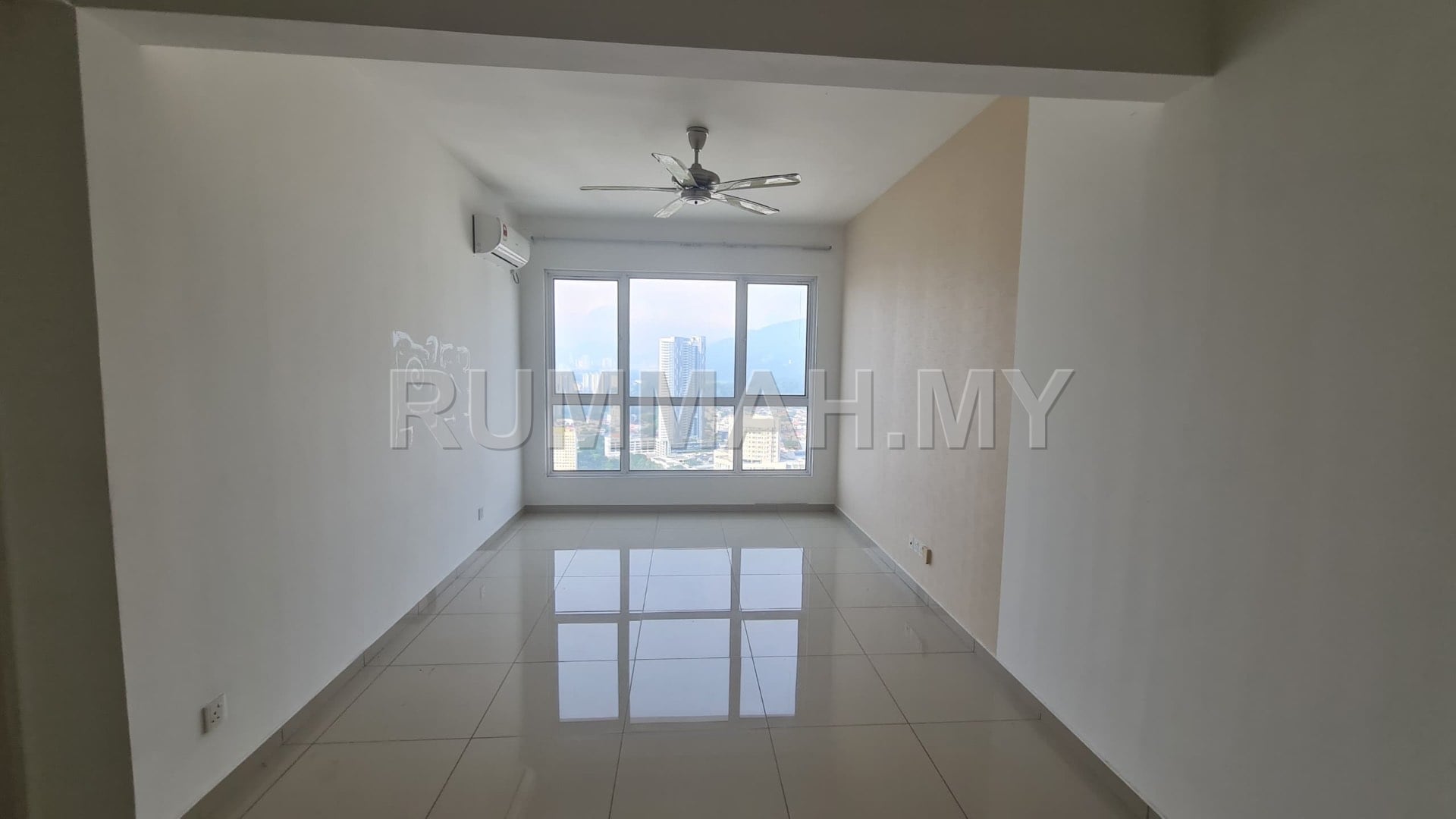 condo in Gelugor, Penang — photo 6