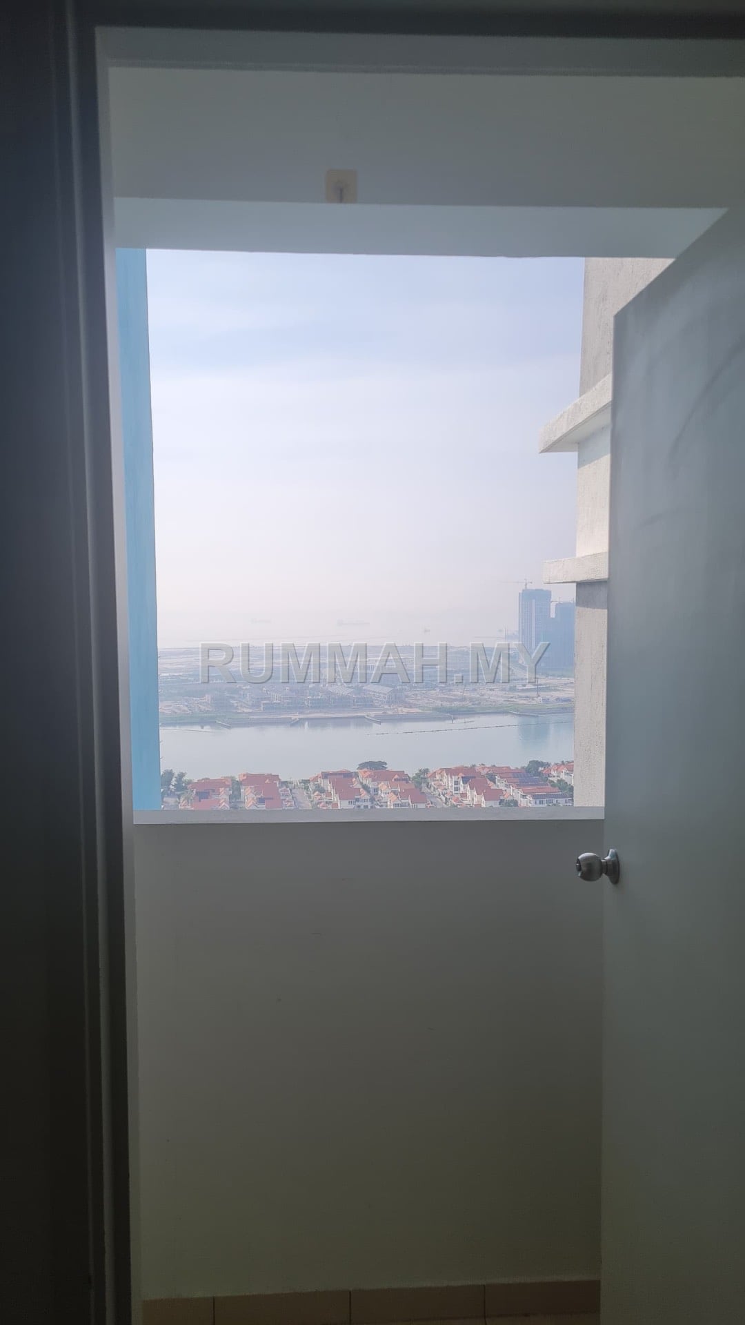 condo in Gelugor, Penang — photo 5