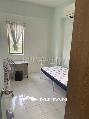 condo in Jelutong, Penang — photo 6