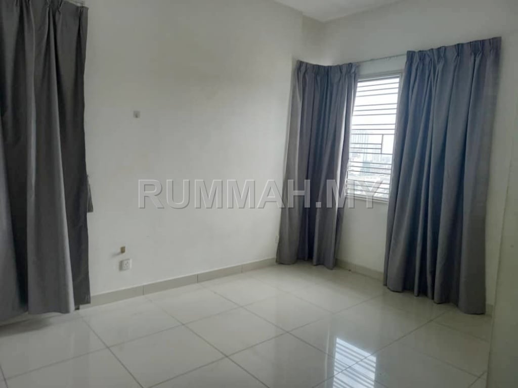 condo in Jelutong, Penang — photo 4