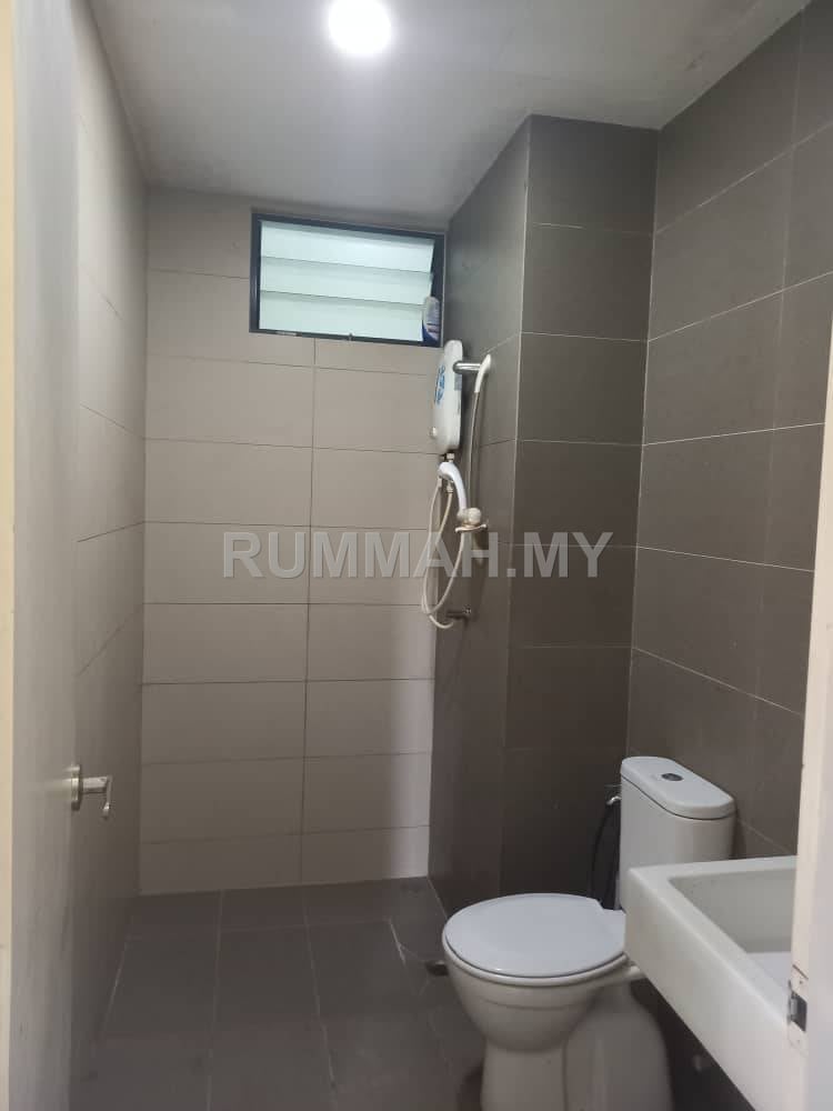 condo in Jelutong, Penang — photo 5