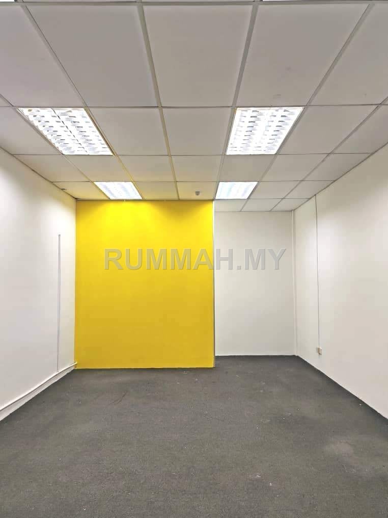 1-bedroom commercial in Bukit Jambul, Penang for rent - I-Avenue 