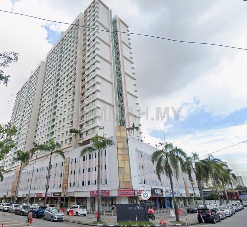 condo in Jelutong, Penang — photo 4