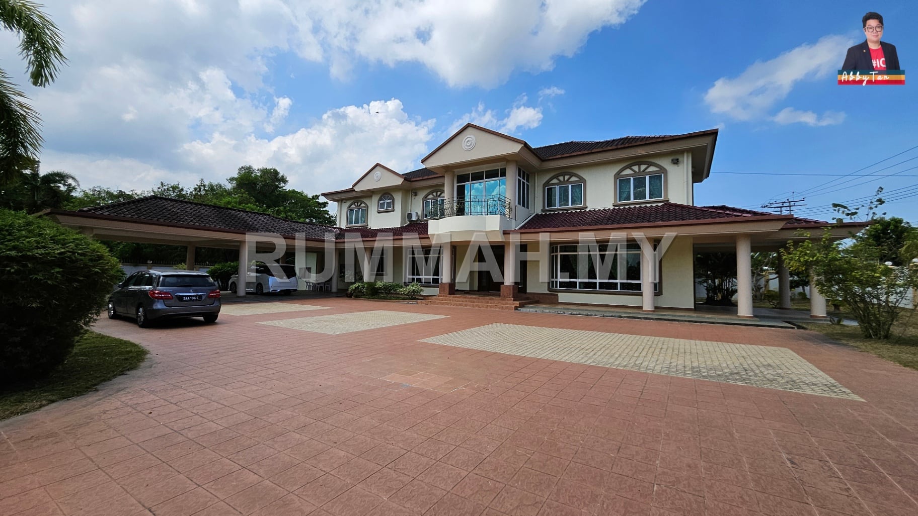 6-bedroom house in Kota Kinabalu, Sabah for sale - Prestige Bungalow in Kolombong | Big Land 18,038 sqft, Private Family Living