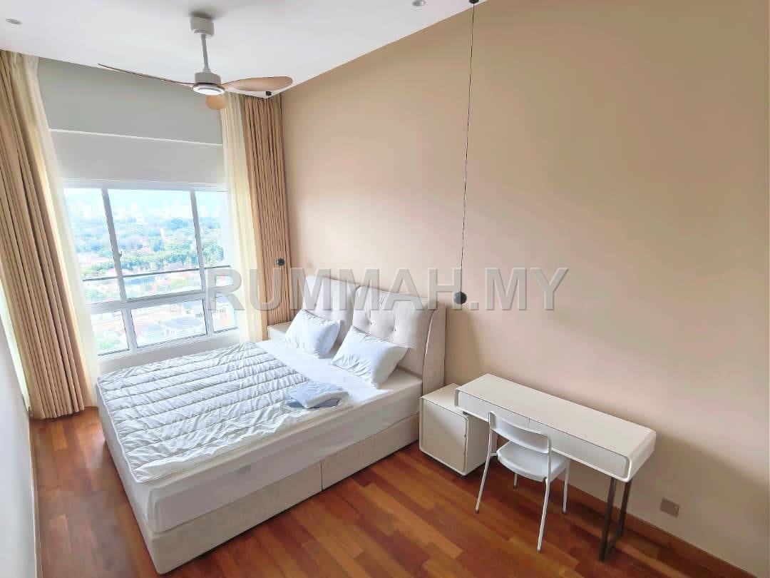 condo in Pulau Tikus, Penang — photo 5