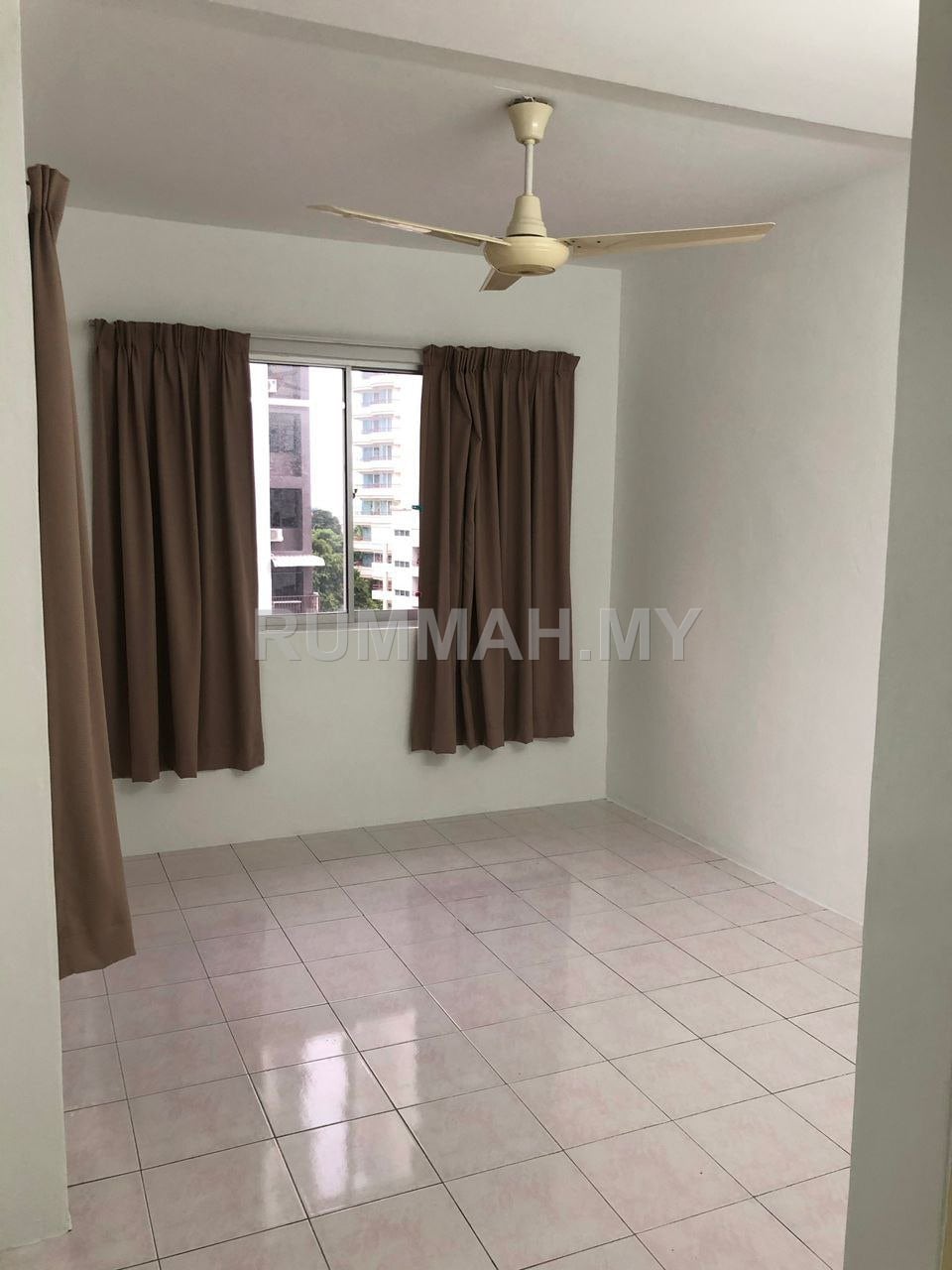 condo in Tanjung Tokong, Penang — photo 2
