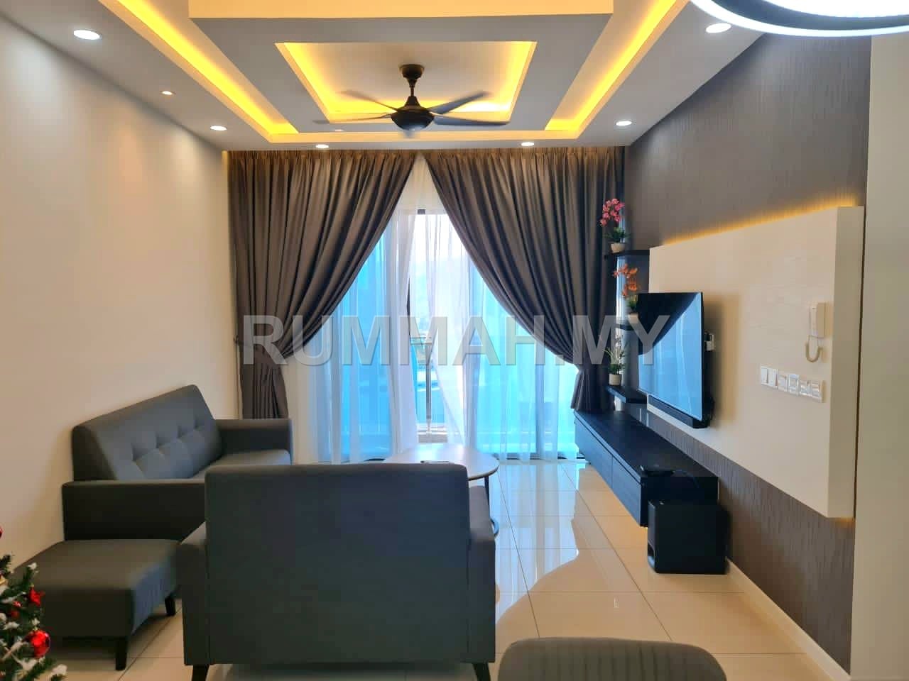 2-bedroom condo in Bayan Baru, Penang for rent - For Rent – Queen Residences (High Floor Corner Unit)