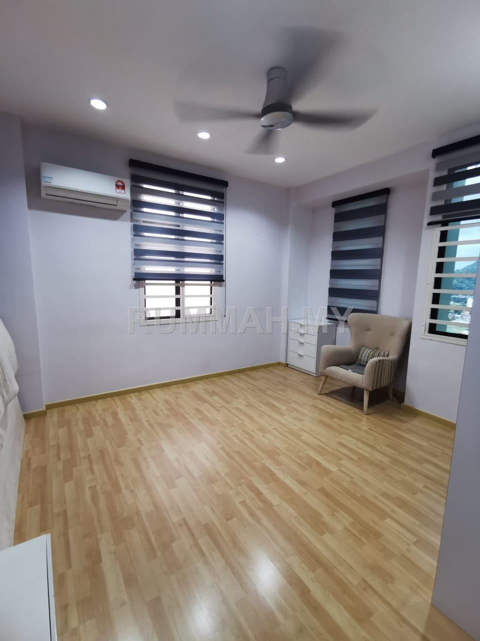 condo in Gelugor, Penang — photo 6