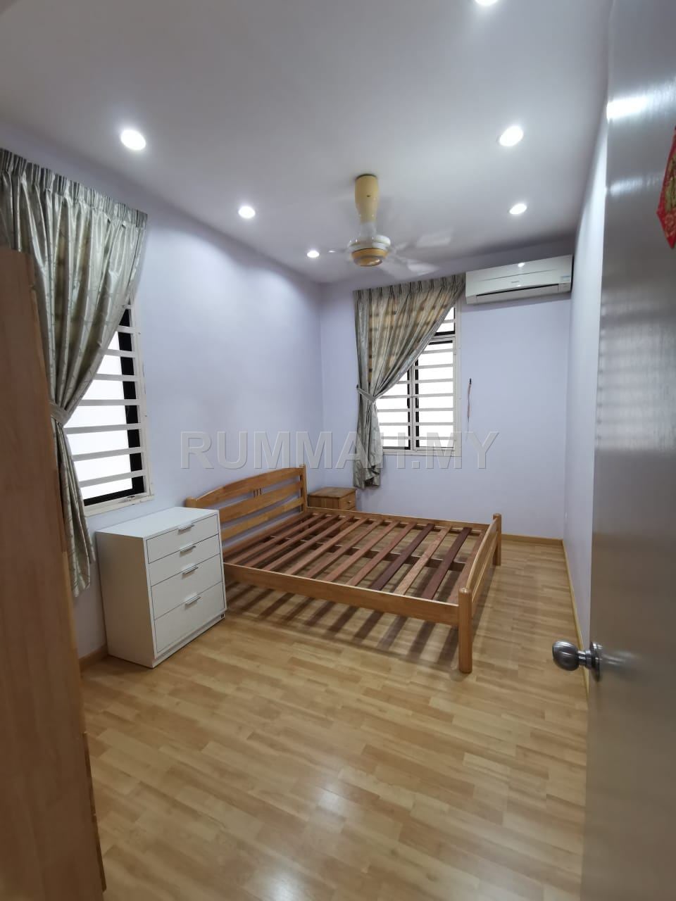 condo in Gelugor, Penang — photo 5