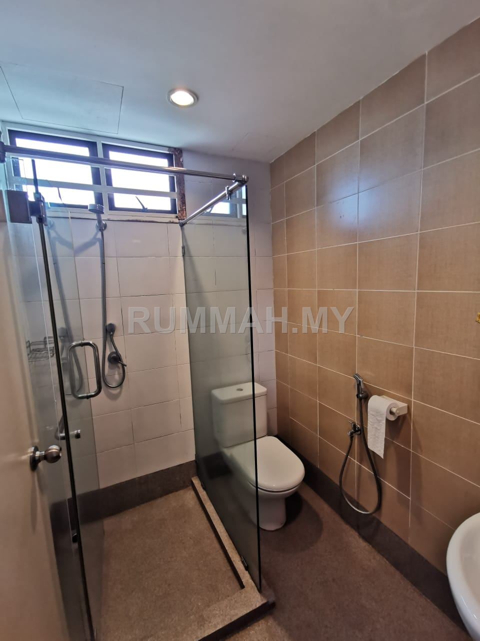 condo in Gelugor, Penang — photo 4